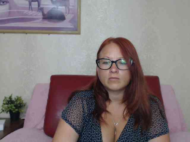 Lilia4joy webcam