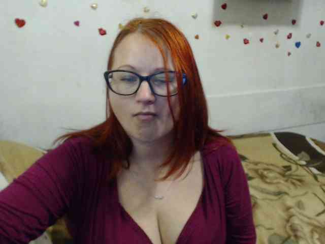 Lilia4joy webcam