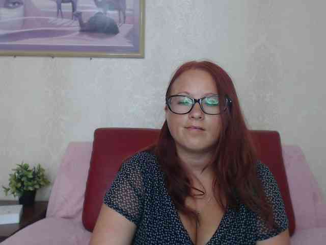 Lilia4joy webcam