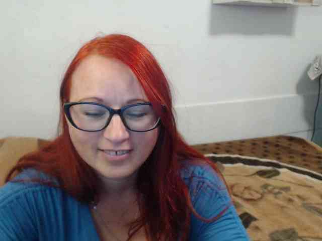 Lilia4joy webcam