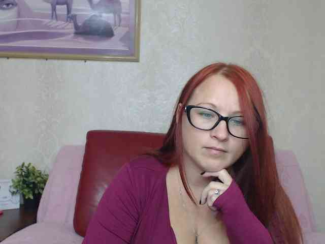 Lilia4joy webcam