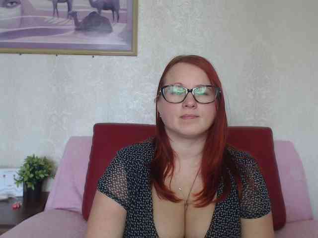 Lilia4joy webcam