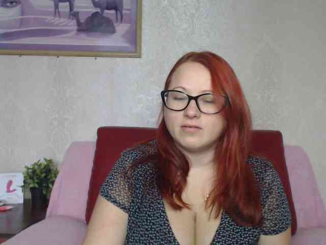 Lilia4joy webcam