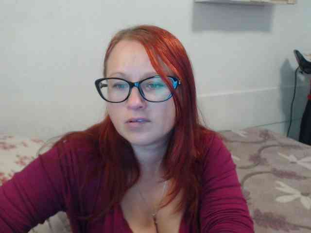 Lilia4joy webcam