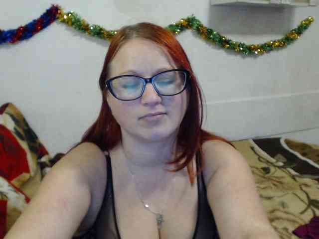 Lilia4joy webcam