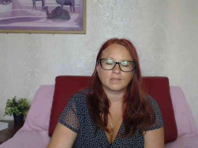 Lilia4joy webcam