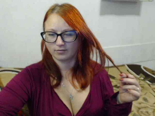 Lilia4joy webcam