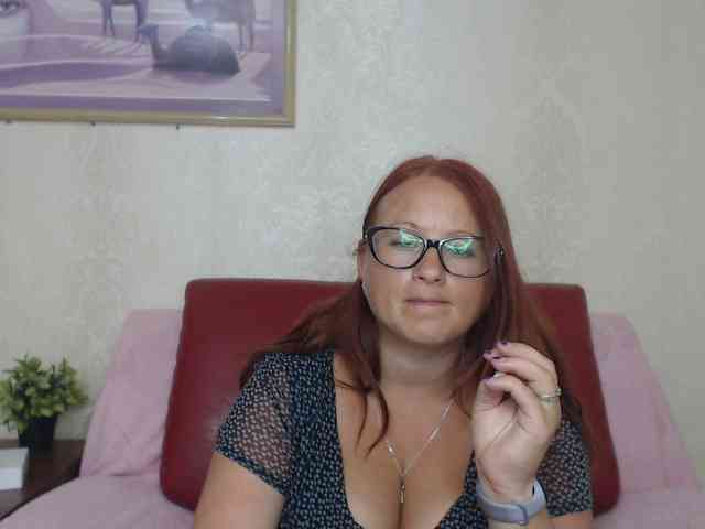 Lilia4joy webcam