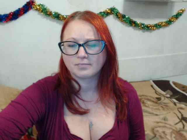 Lilia4joy webcam