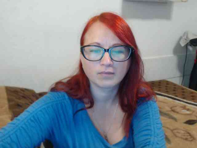 Lilia4joy webcam