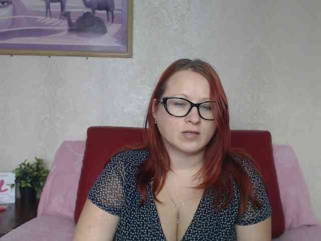 Lilia4joy webcam