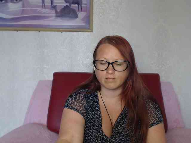 Lilia4joy webcam