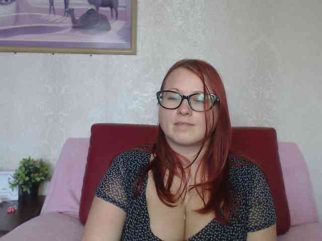 Lilia4joy webcam