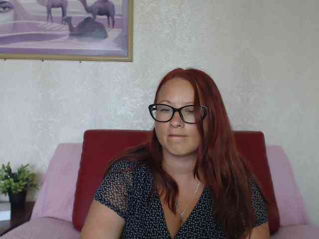 Lilia4joy webcam