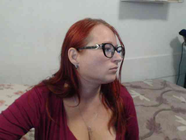 Lilia4joy webcam