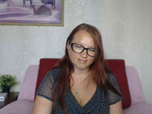 Lilia4joy webcam