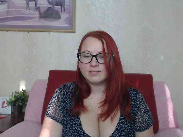 Lilia4joy webcam