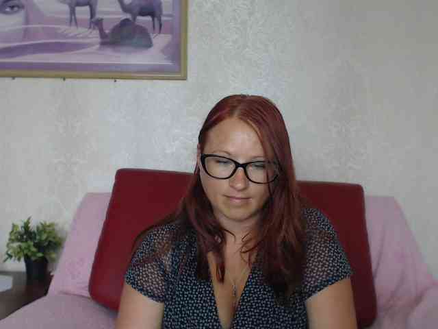 Lilia4joy webcam