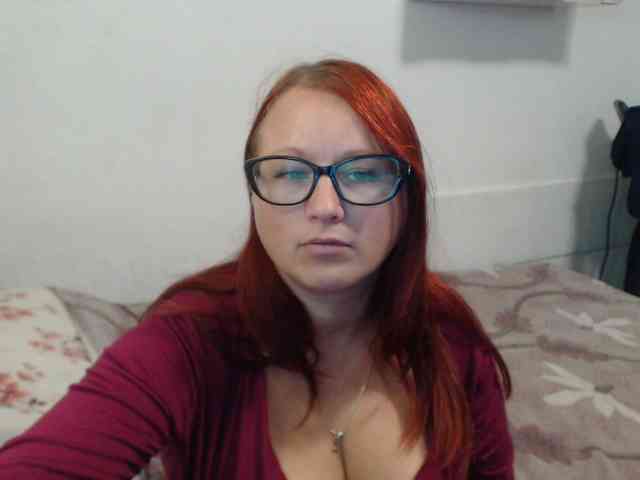 Lilia4joy webcam