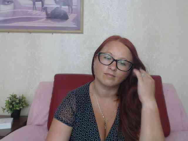 Lilia4joy webcam