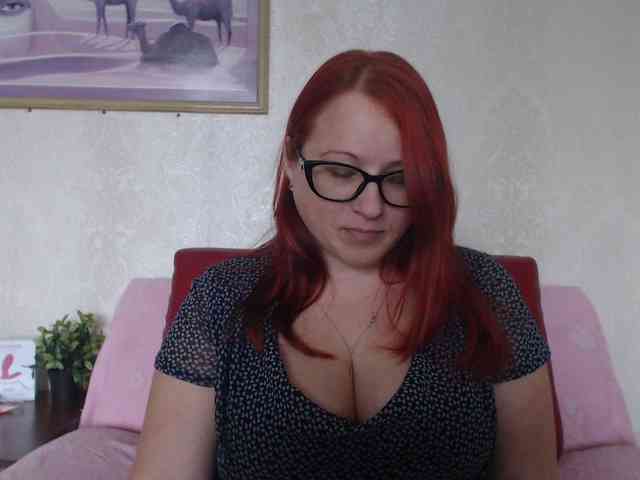 Lilia4joy webcam