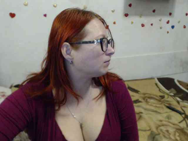 Lilia4joy webcam