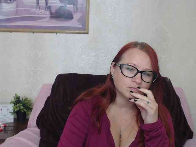 Lilia4joy webcam