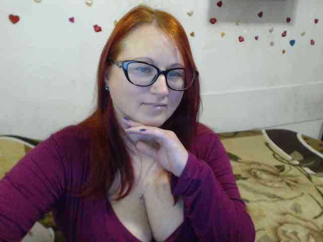 Lilia4joy webcam