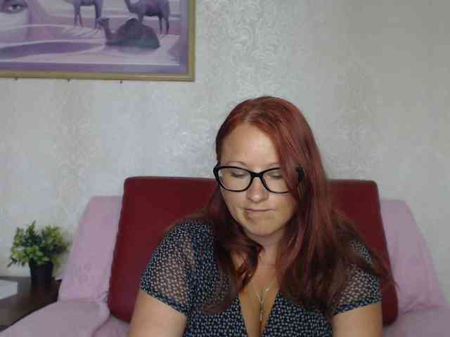Lilia4joy webcam
