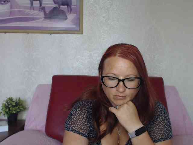 Lilia4joy webcam