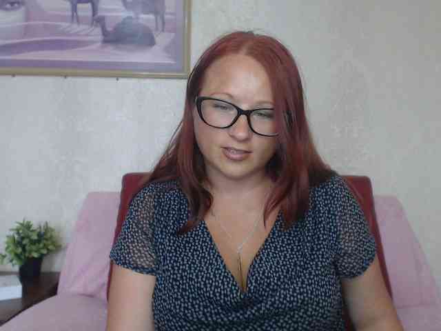 Lilia4joy webcam