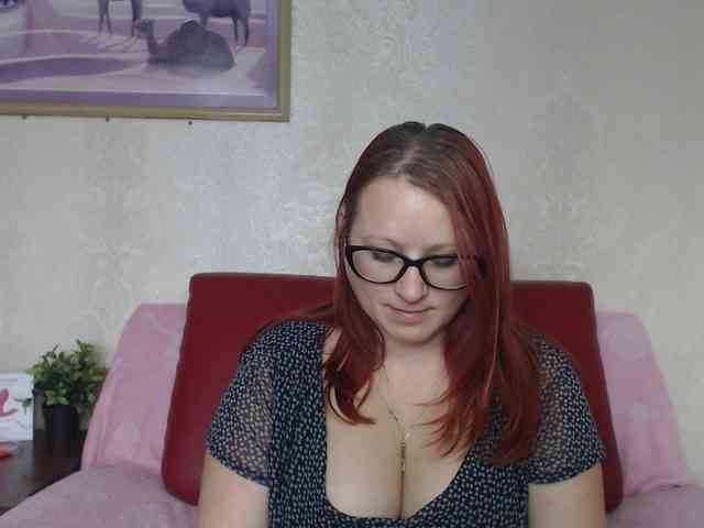 Lilia4joy webcam