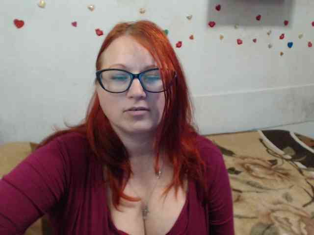Lilia4joy webcam