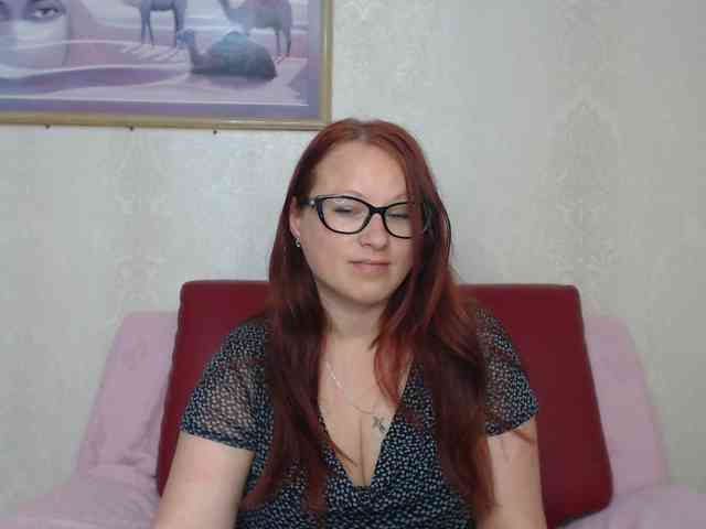 Lilia4joy webcam