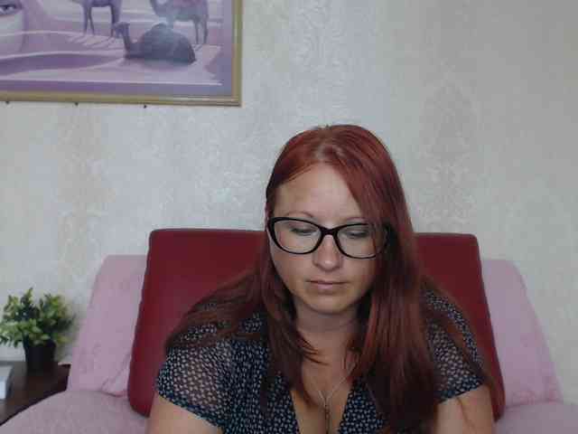 Lilia4joy webcam