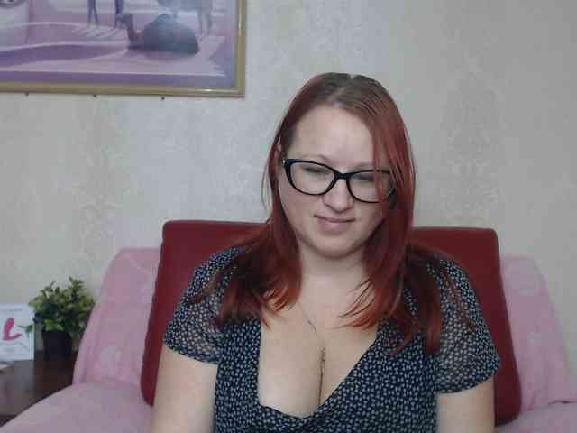 Lilia4joy webcam