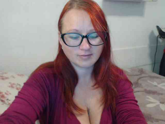 Lilia4joy webcam