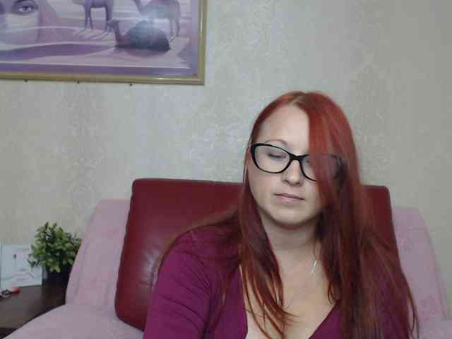 Lilia4joy webcam