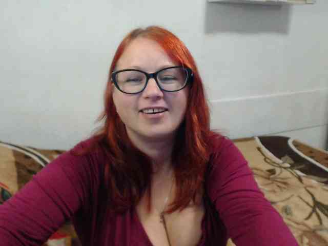 Lilia4joy webcam