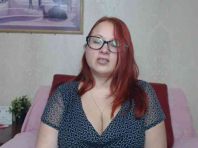 Lilia4joy webcam