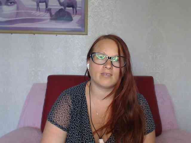 Lilia4joy webcam
