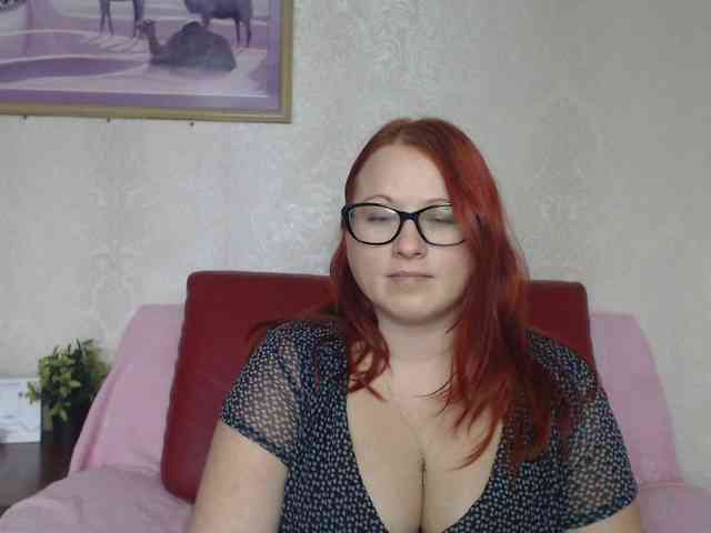Lilia4joy webcam