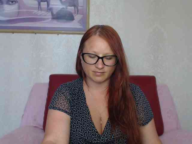Lilia4joy webcam