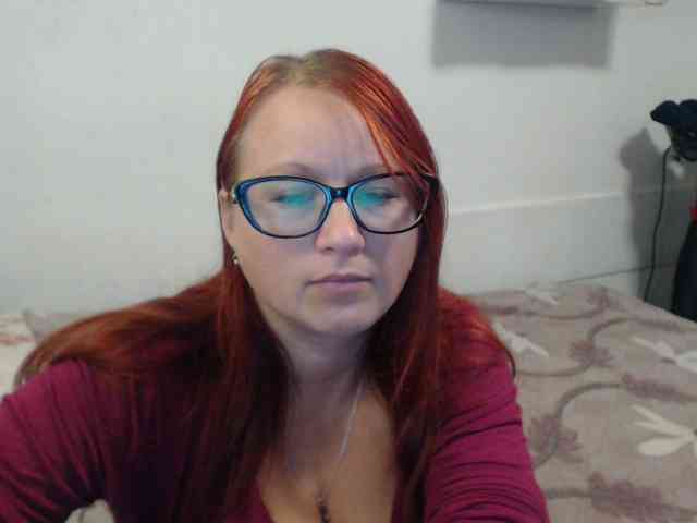 Lilia4joy webcam