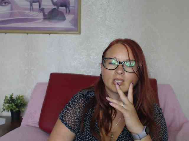 Lilia4joy webcam