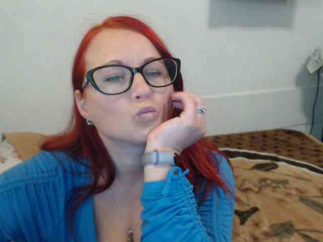 Lilia4joy webcam