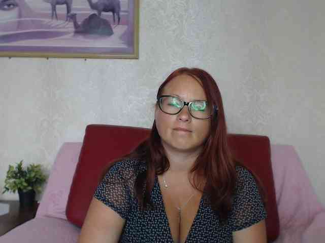 Lilia4joy webcam
