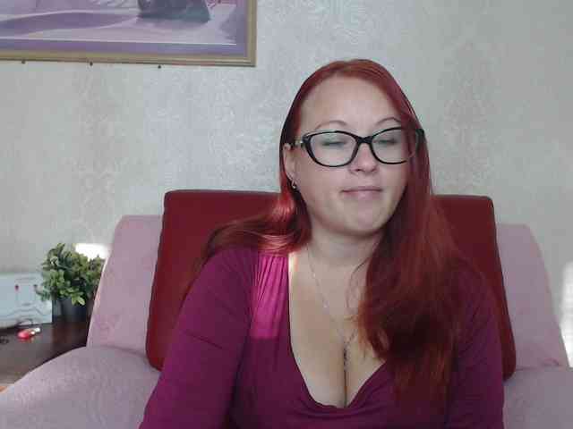 Lilia4joy webcam
