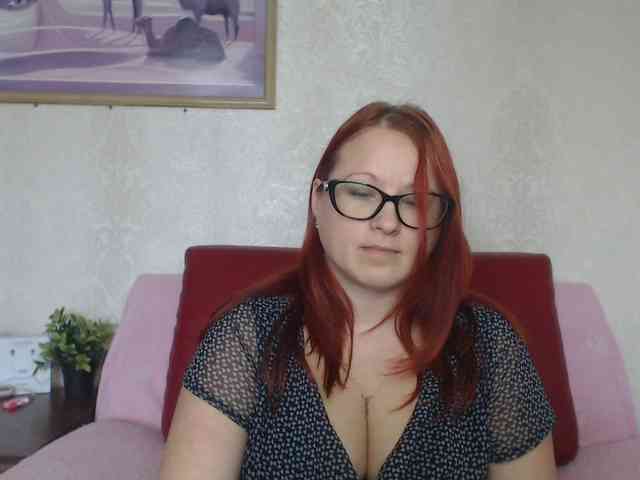 Lilia4joy webcam