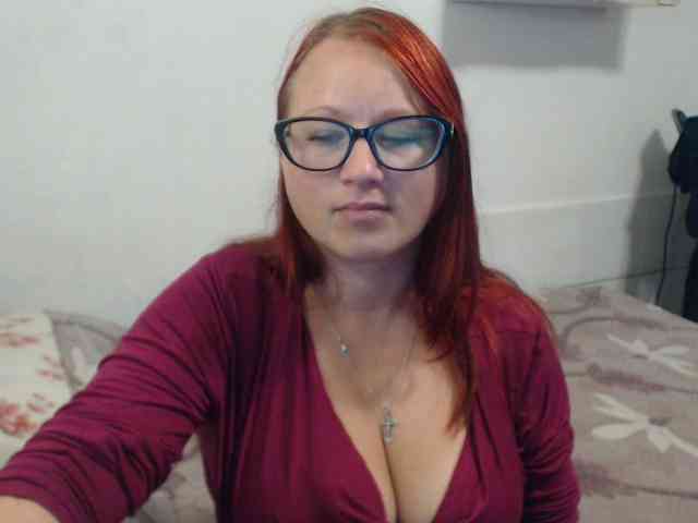 Lilia4joy webcam